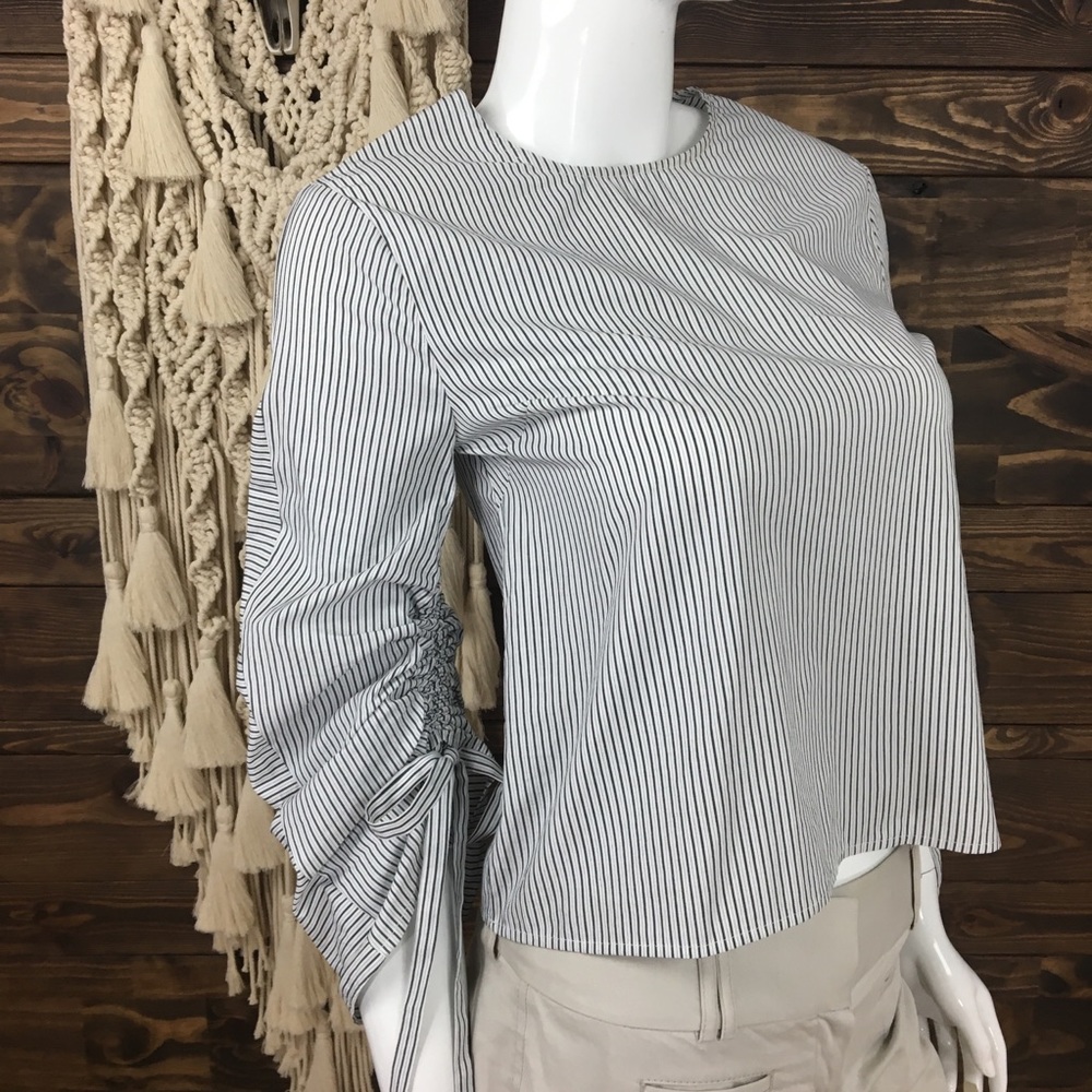 Striped Tie-Sleeve Women's Blouse - Black/White